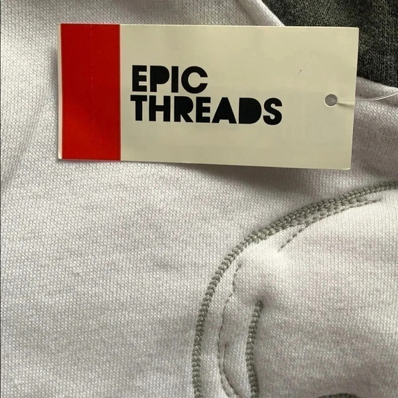 Fleece Skull Hoodie Sweatshirt Short Sleeve Kids 4T New - Picture 3 of 7